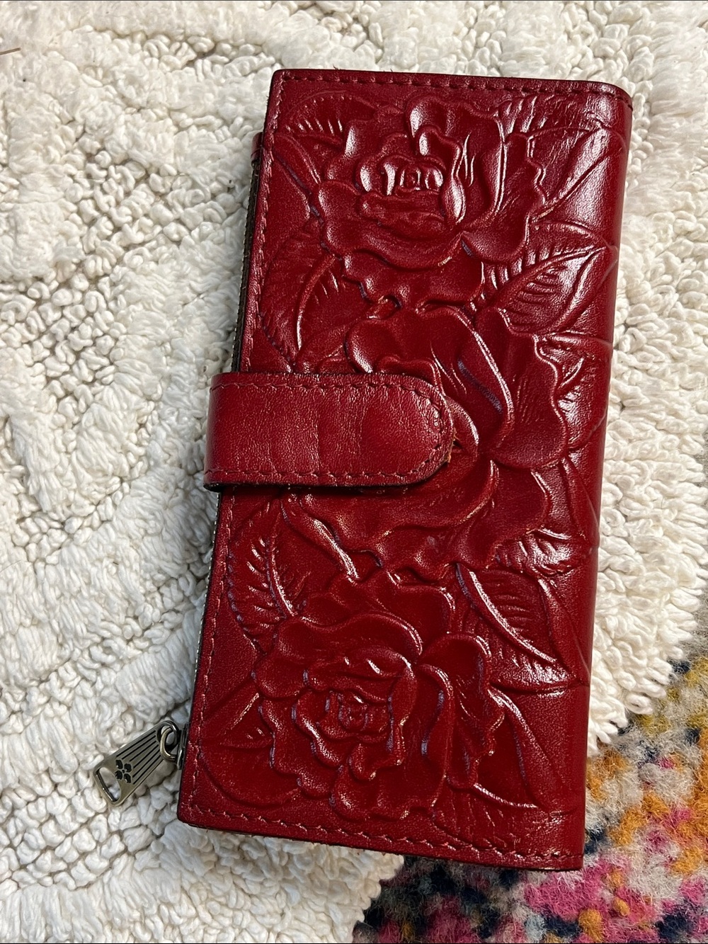 Patricia Nash Nazari Red Tooled Leather Wallet Embossed Floral Snap Zipper